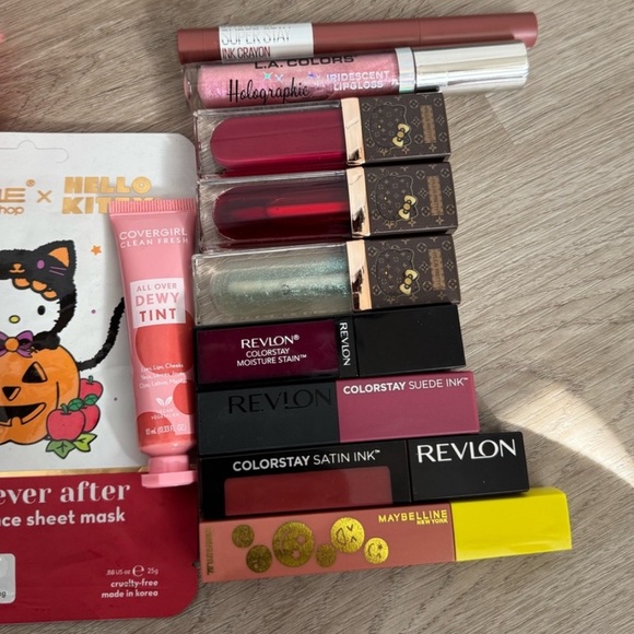 39-Piece Beauty Bundle | K18, YSL, Kerastase + More (NWT) - Picture 5 of 10